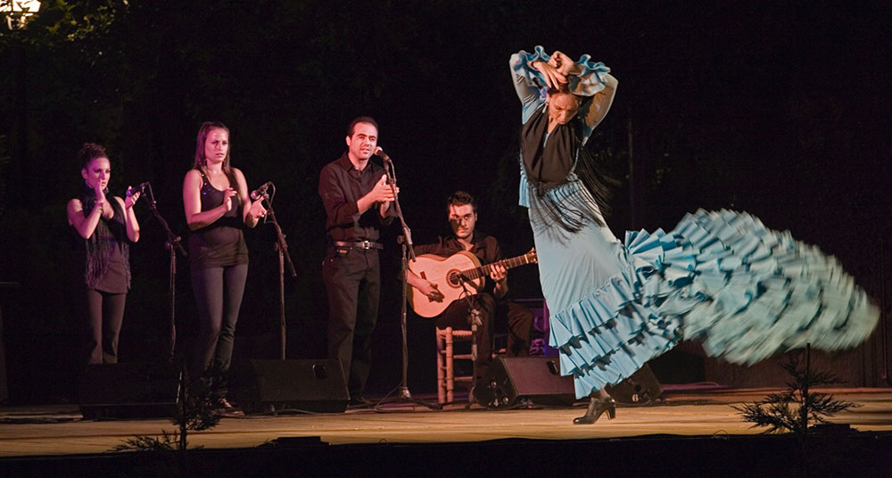 弗拉门戈不眠之夜，科尔多瓦，一名舞者的表演 © Consorcio de Turismo de Córdoba