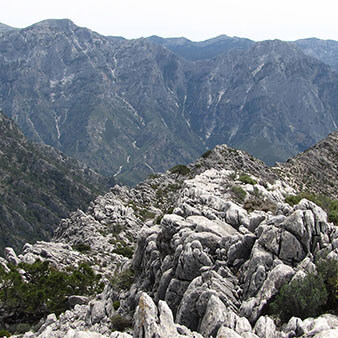 特赫达、阿尔米哈拉和阿拉马山脉自然公园