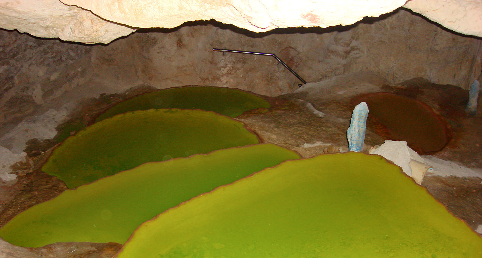 坎马尔赛洞穴。圣乔德拉布里塔耶，依维萨