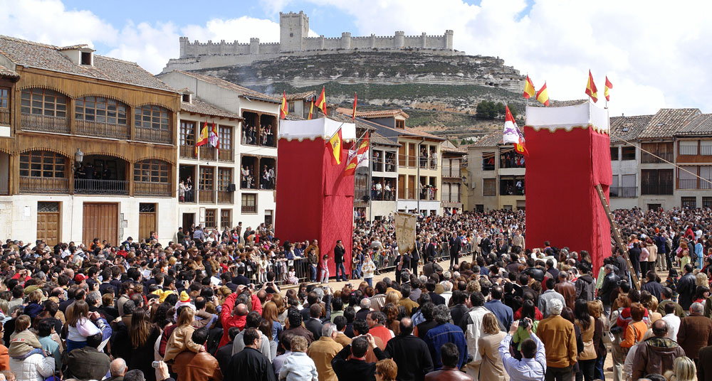 贝尼亚菲尔天使降临 © Turismo de Peñafiel