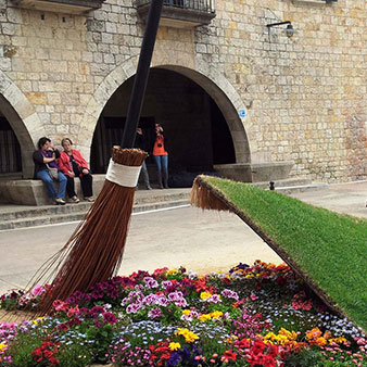 希罗纳（Girona），花开的世界