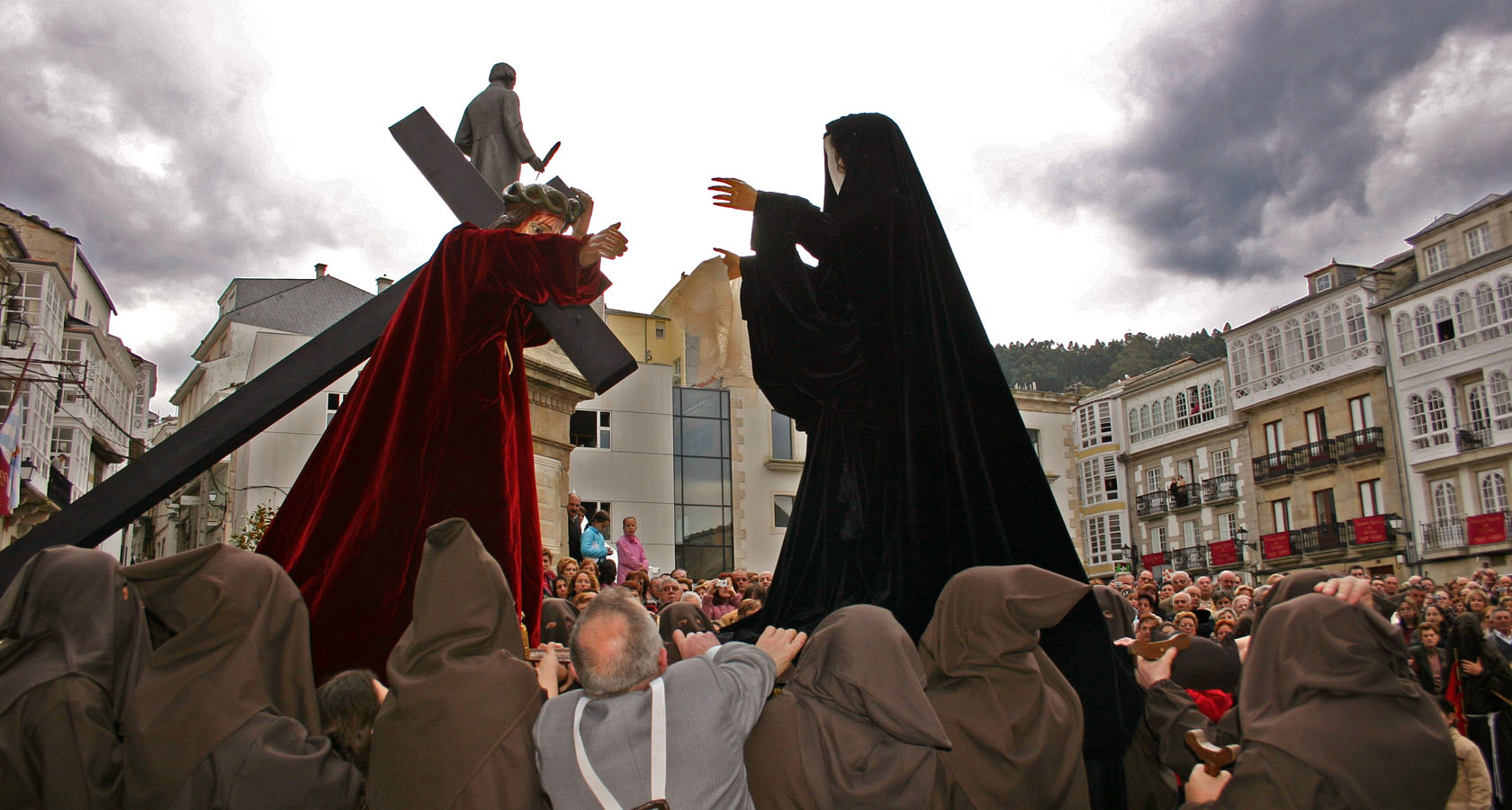 毕维罗圣周 © Turismo de Viveiro