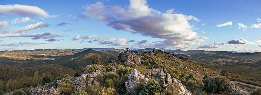 卡塞雷斯，维鲁埃卡斯·伊波勒斯·哈拉（Geoparque Villuercas Ibores Jara）地质公园