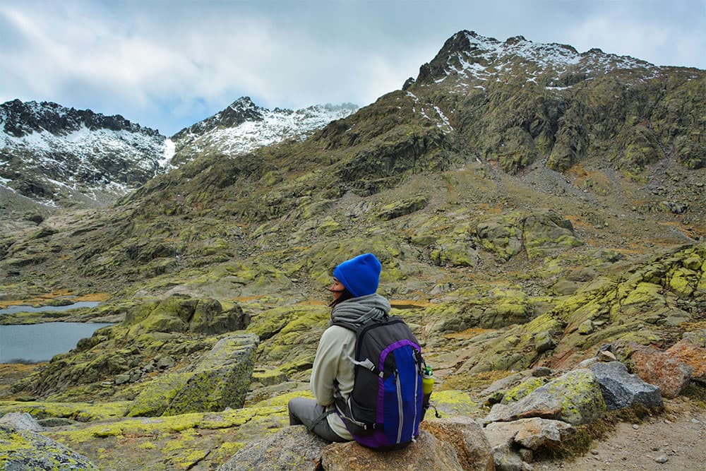 在阿维拉的格雷多斯（Gredos）山脉徒步旅行